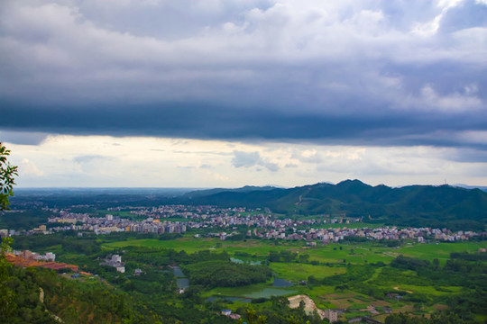 鄉(xiāng)村