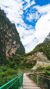 巴拉格宗大峽谷