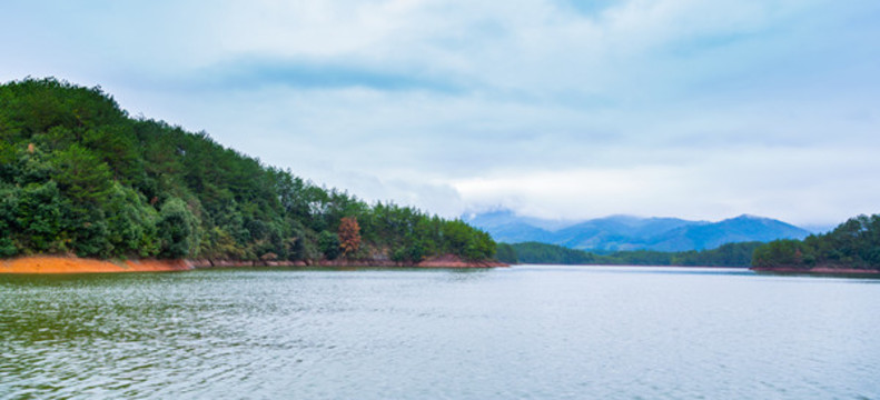 湖景