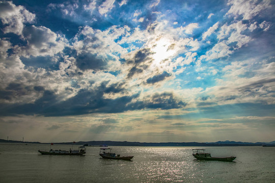 東方百慕大鄱陽湖