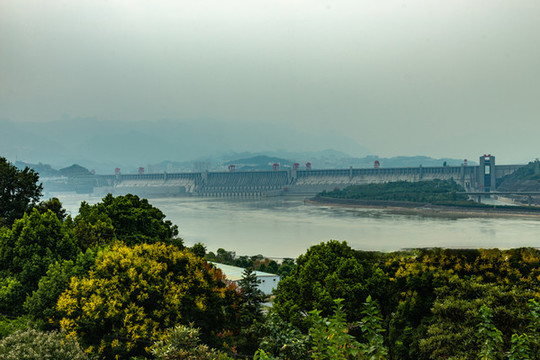 三峽大壩秋景