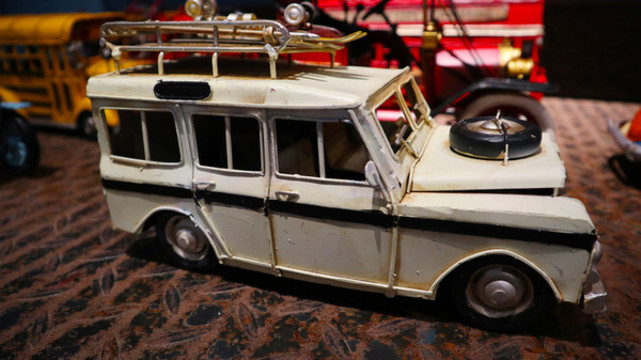 小汽車擺件