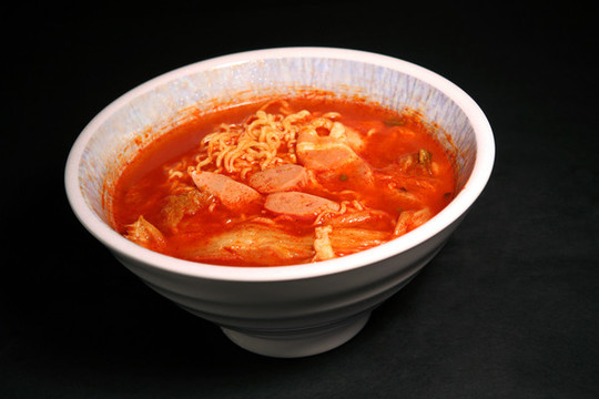 泡菜火腿烏冬面