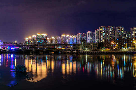 中國長春伊通河夜景