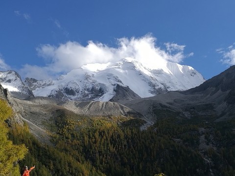高原雪山
