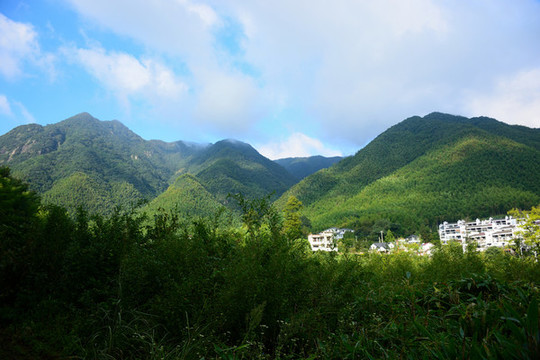 小山村