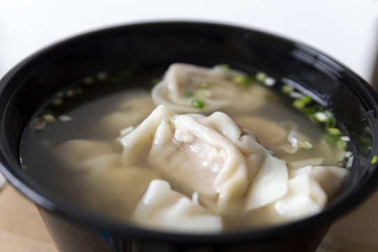 鮮蝦餛飩