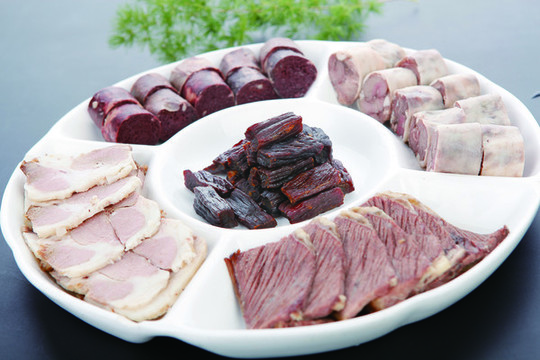 驢肉全家福