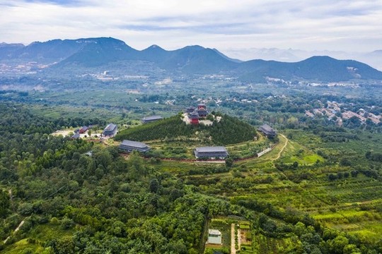 航拍山東青州云門山森林公園