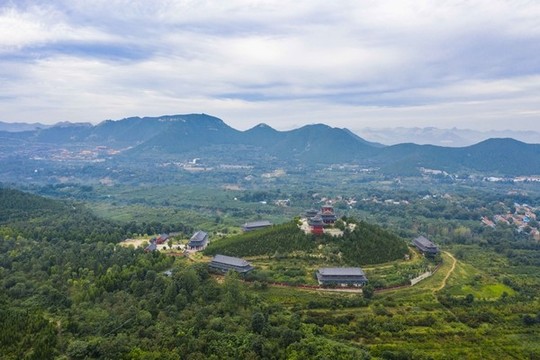 航拍山東青州云門山森林公園