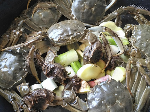 農(nóng)家鐵鍋大閘蟹