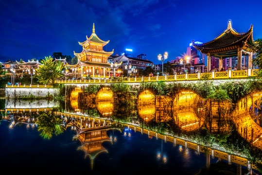 貴陽甲秀樓夜景