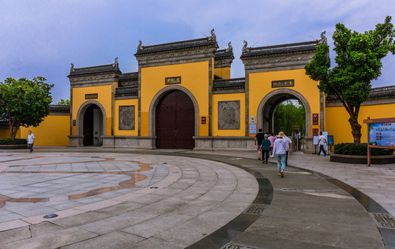 重元寺山門