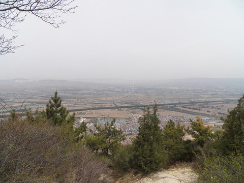 2013年的太原市崛潿山