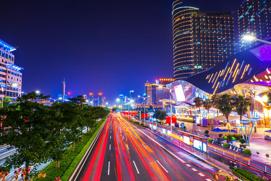 南寧民族大道夜景車流慢門