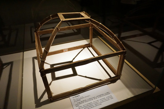東漢木斗帳模型