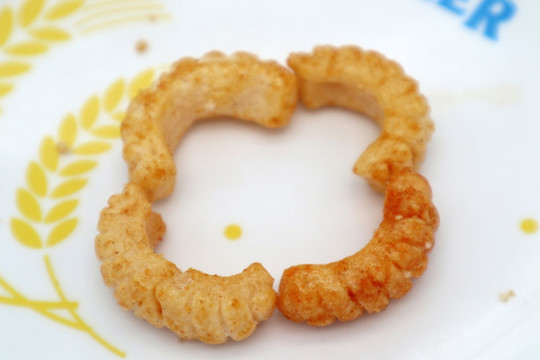 休閑膨化小吃零食