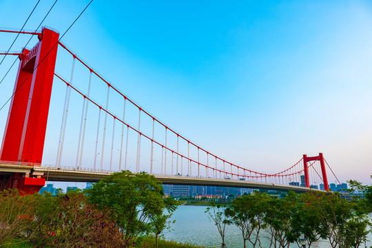 南寧良慶大橋