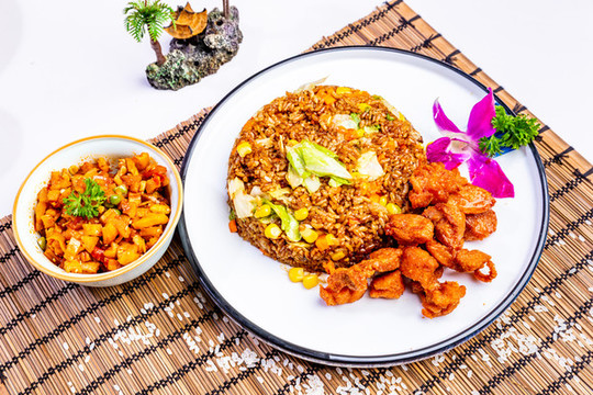 炒飯?zhí)厣达? style=