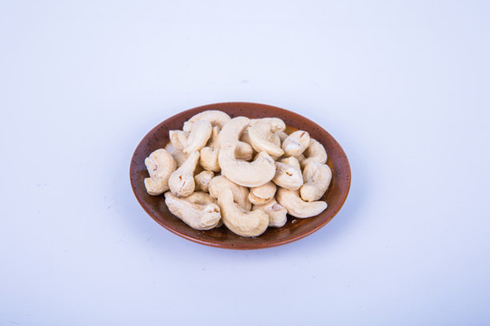 原生態(tài)野生雞腰果養(yǎng)生
