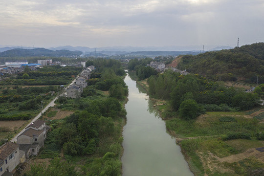 白水河