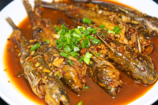 小黃魚黃個呀燒魚