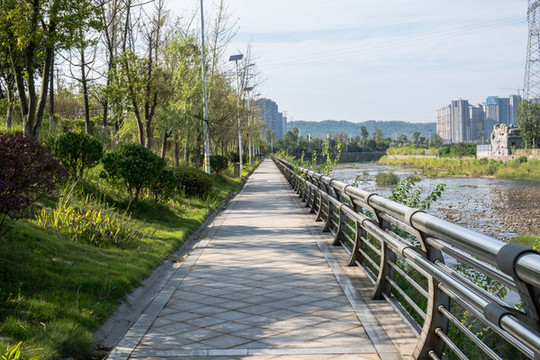 沿河景觀道