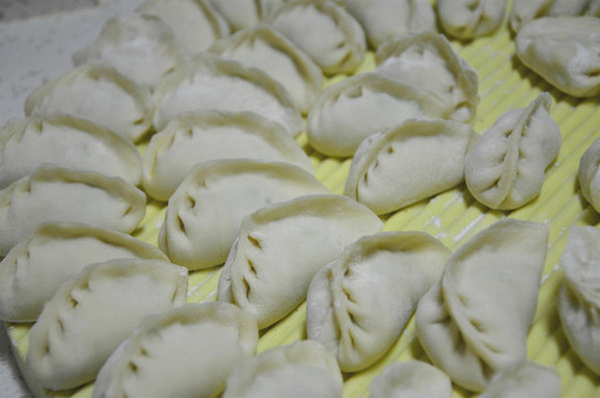 手工餃子