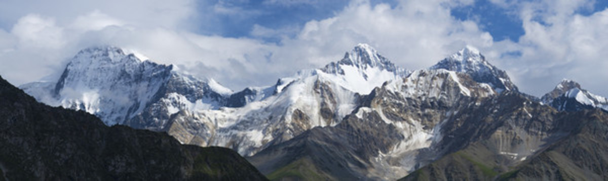 天山