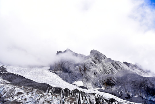 雪山山頂