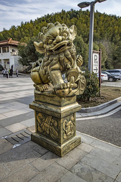 銅獅子2