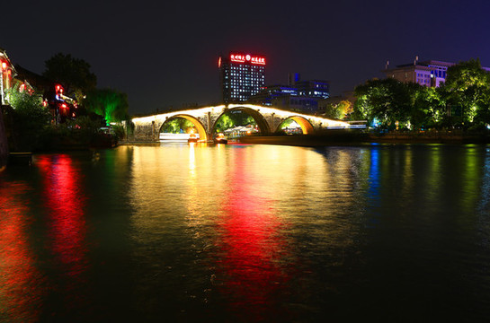 杭州京杭大運河夜景