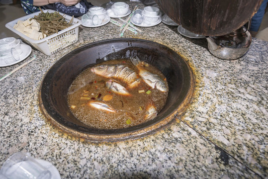大鍋魚