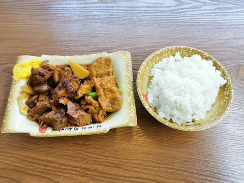 豬腳套餐