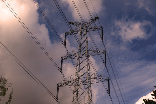 高壓電塔