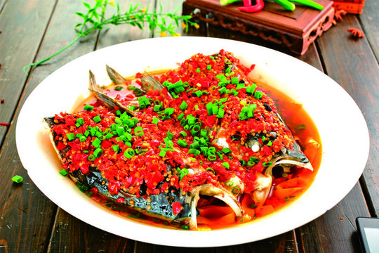 剁椒魚頭