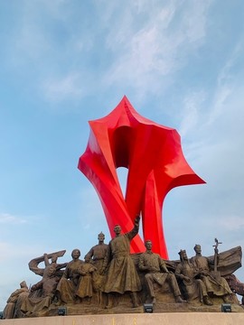 火炬雕塑