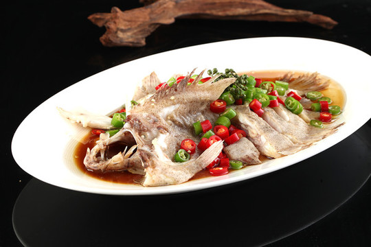 清蒸多寶魚