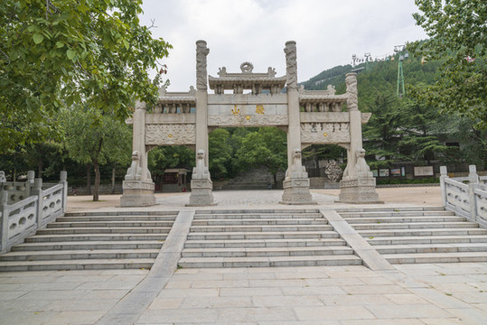 青州駝山石坊