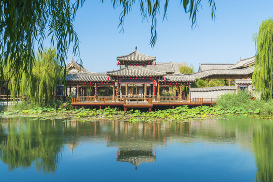 山東青州古城景區(qū)廊亭戲臺
