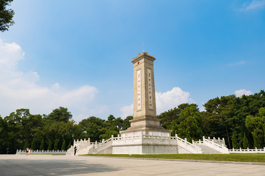 南寧人民公園人民英雄紀念碑