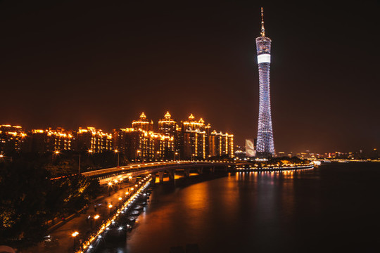 小蠻腰夜景