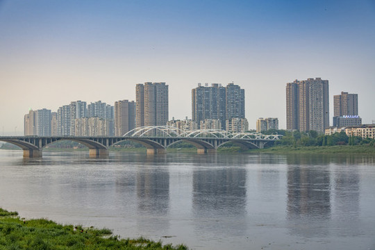 樂山岷江大橋
