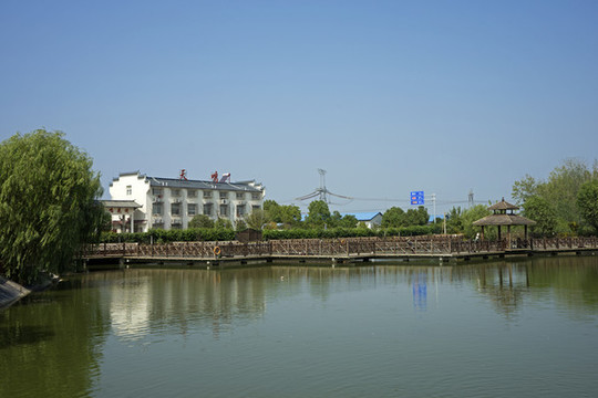 安徽省廬江縣天鳴花海景區(qū)