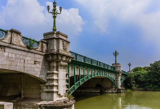 陸慕橋