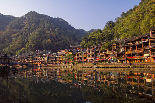 鳳凰古城秋天