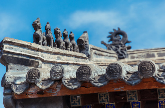 古代建筑房頂上的鎮(zhèn)宅獸