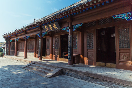古建筑群內(nèi)的議事廳
