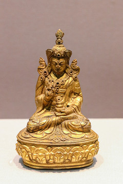蓮花生大師坐像