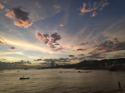 海線(xiàn)黃昏島